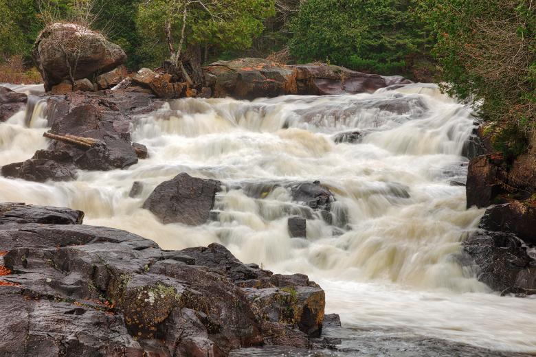 Free stock image of Crooked Falls created by Nicolas Raymond