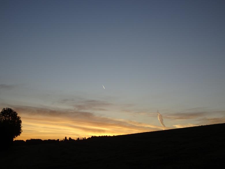Free stock image of Sunrise behind a hill... created by GAIMARD Jacques