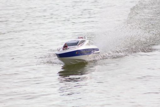 Super Boat