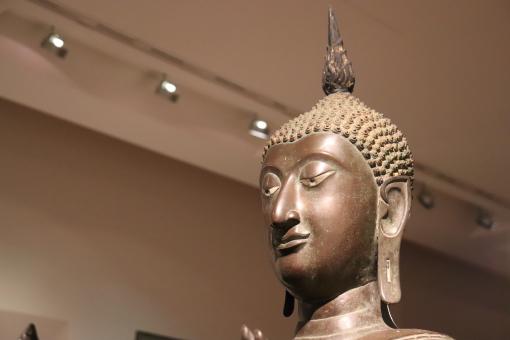 Bronze sculpture of ancient Khmer Buddha - Free Stock Photo