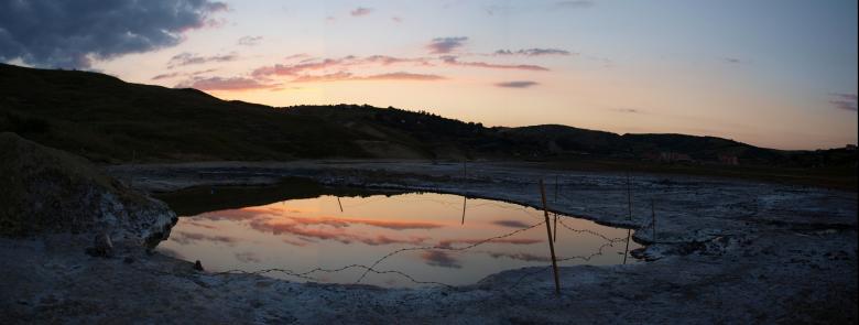 Free stock image of Pond with Barbed Wire and Reflection created by Robert Nagy