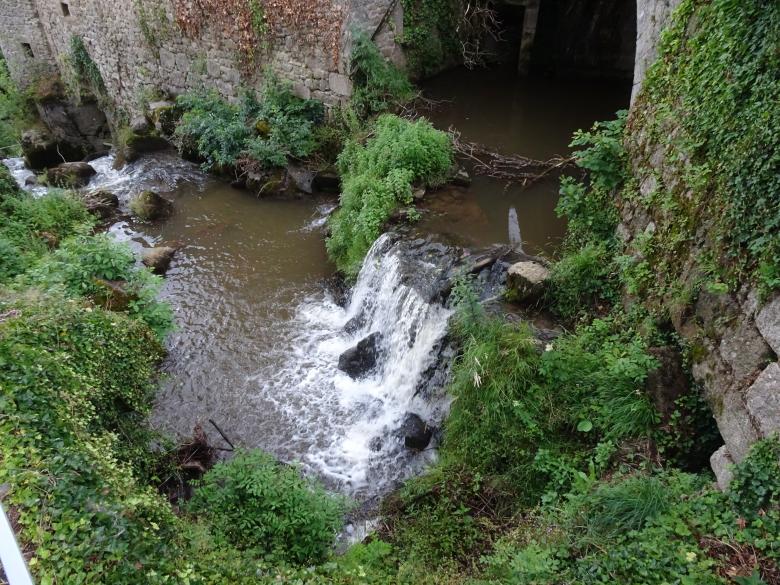 Free stock image of Small waterfall in a gorgeous landscape created by GAIMARD Jacques
