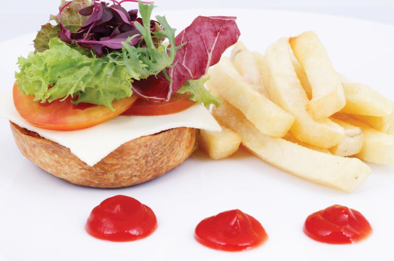 Free stock image of Cheese Burger with Salad created by Suandana Ipandemade