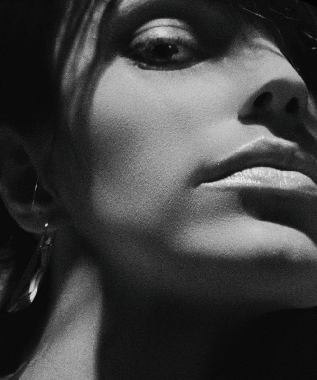 Free stock image of Model Portrait in Black and White created by Alexander Krivitskiy
