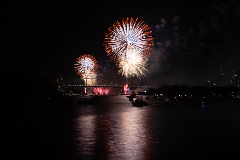 Free stock image of Fireworks Over the Sydney Harbour Bridge created by Tom Hill