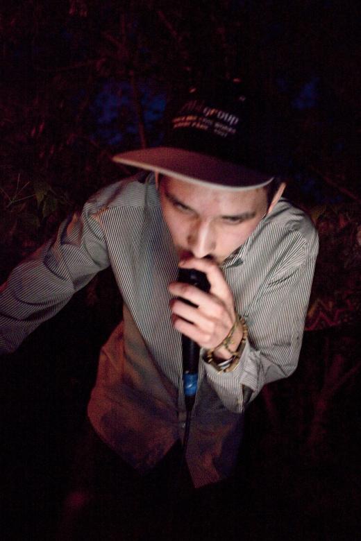 Free stock image of Man with Microphone created by 2happy