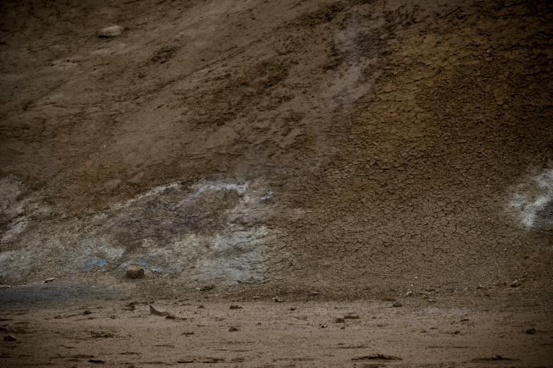 Free stock image of Geothermal Dry Mud Surface created by Bjorgvin