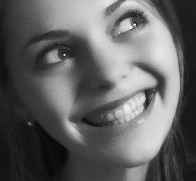 Free stock image of Smiling Girl Portrait created by Alexander Krivitskiy