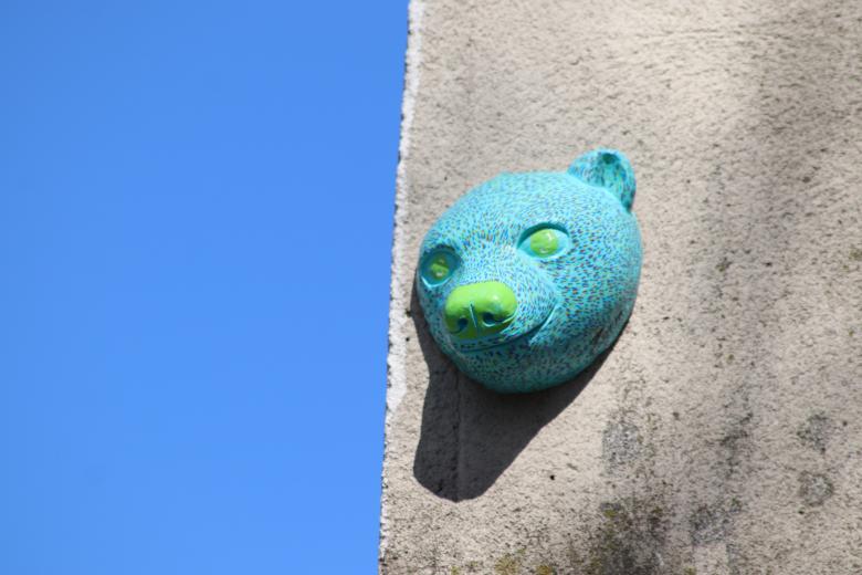 Free stock image of Blue teddy bear sculpture created by GAIMARD Jacques