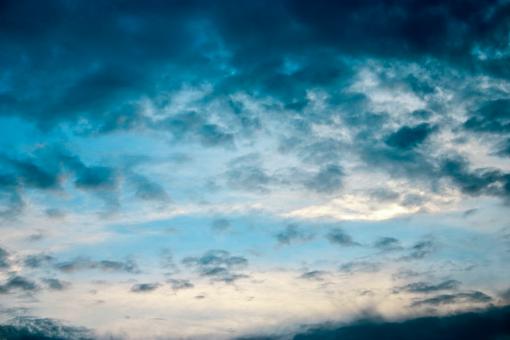 Free Stock Photo of Cloudy Blue Skies