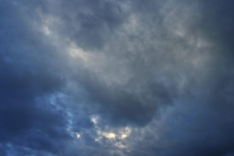 Free stock image of Blue and Gray Cloudy Skies created by Bjorgvin
