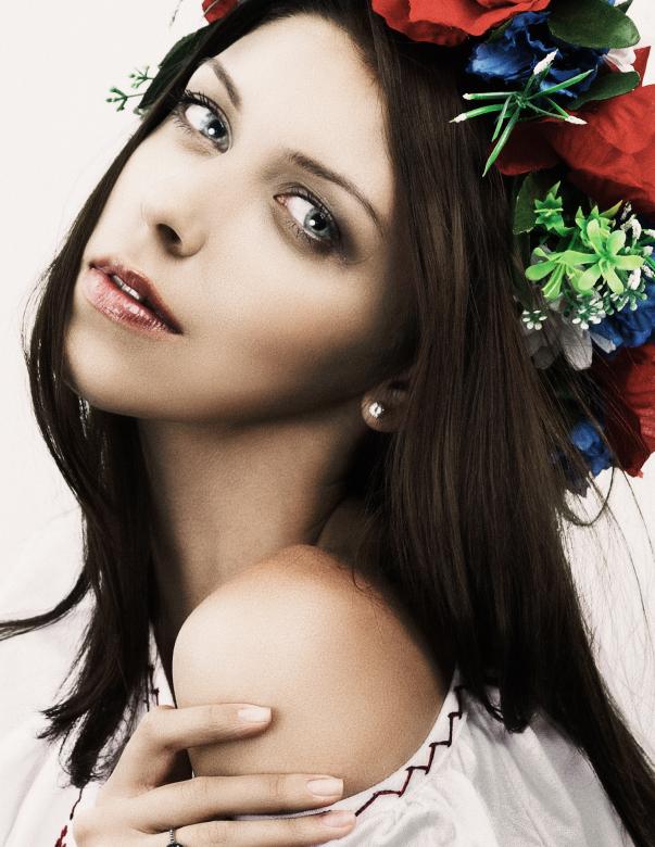 Free stock image of Dark Haired Beauty created by Alexander Krivitskiy