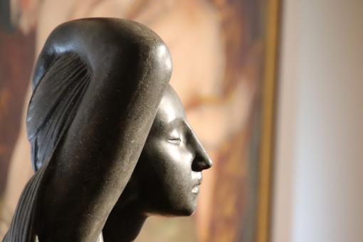 Free Stock Photo of Graceful sculpture of young woman
