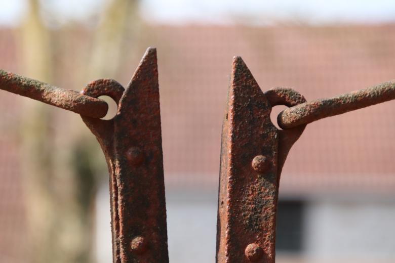 Free stock image of Rusted Metal Poles created by GAIMARD Jacques