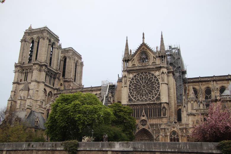 Free stock image of Poor, topless, Notre-Dame of Paris created by GAIMARD Jacques