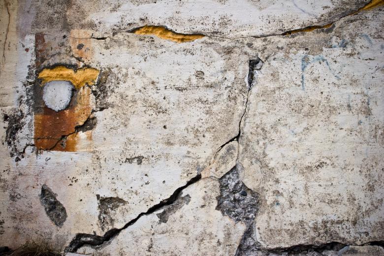 Free stock image of Cracked Stone Dirty Wall created by Bjorgvin