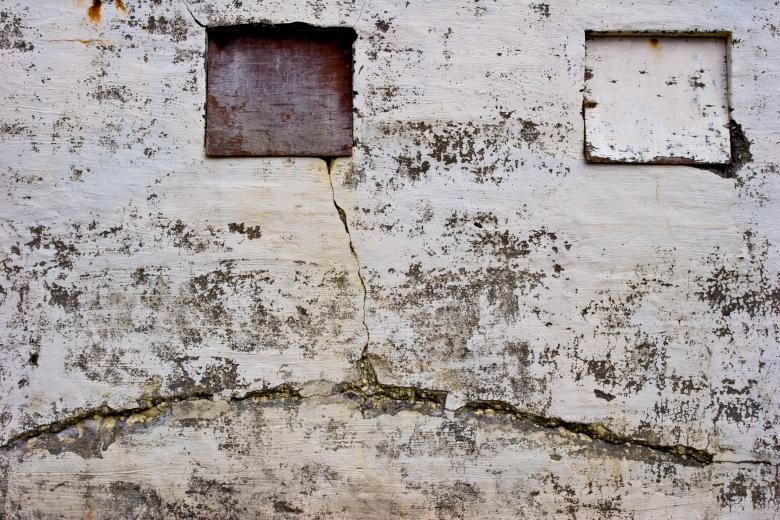 Free stock image of Cracked Grungy Stone Wall created by Bjorgvin
