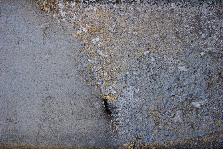 Free stock image of Cracked Uneven Wall created by Bjorgvin
