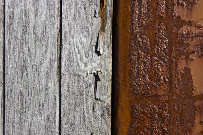 Free stock image of Wood Versus Metal created by Bjorgvin