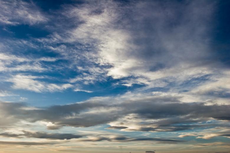 Free stock image of Evening Sky with Clouds created by Bjorgvin