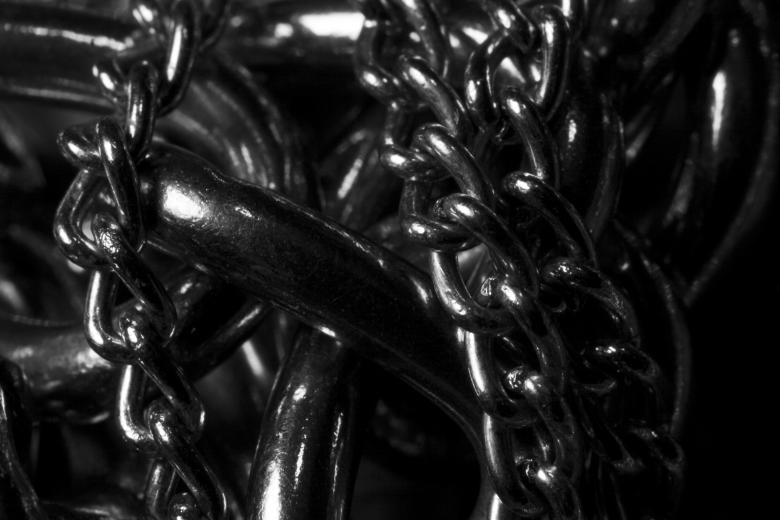 Free stock image of Silver Chains on Black created by Bjorgvin