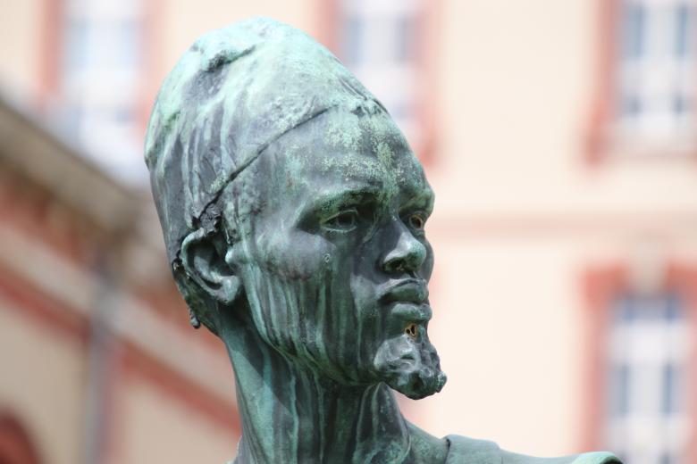 Free stock image of Bronze Sculpture of Head created by GAIMARD Jacques