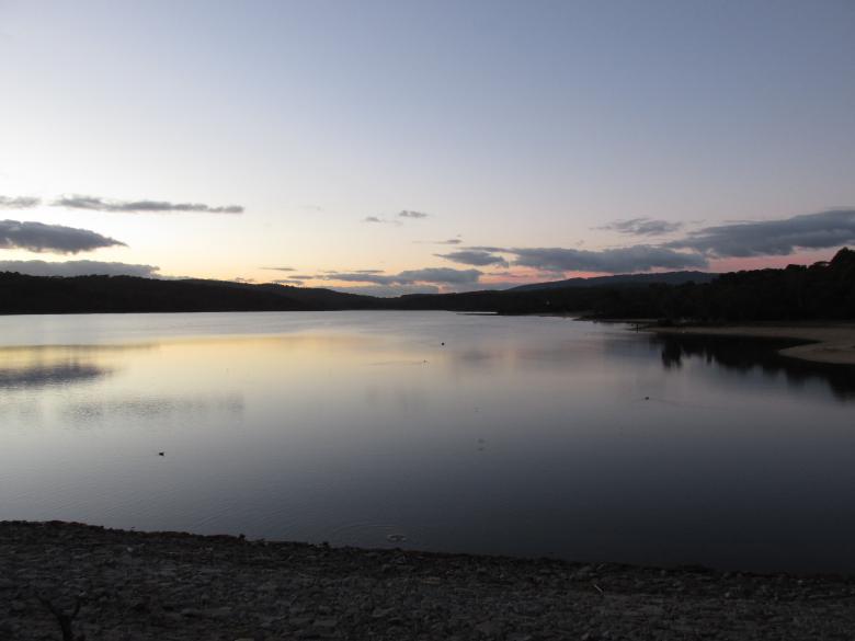 Free stock image of Sunset View at Lysterfield Lake created by Michiru Maeda