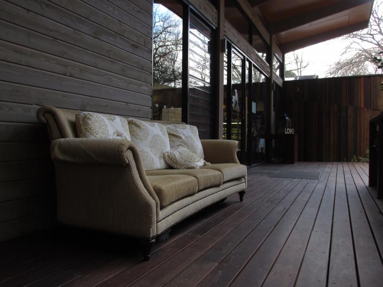 Free stock image of A cozy sofa on the terrace created by Michiru Maeda