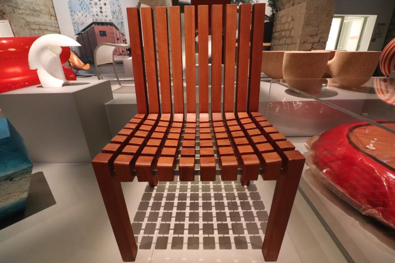 Free stock image of Wood Chair in Museum created by GAIMARD Jacques