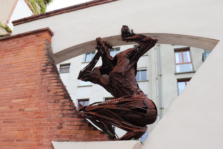 Free stock image of Sculpture made of rusted tools created by GAIMARD Jacques