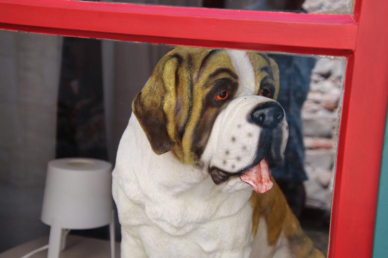 Free stock image of Porcelain doggy created by GAIMARD Jacques