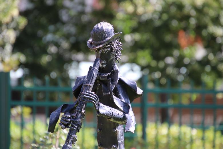 Free stock image of Bronze musician created by GAIMARD Jacques