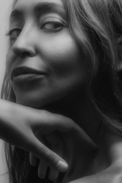Free stock image of Black & White Woman Model Portrait created by Alexander Krivitskiy