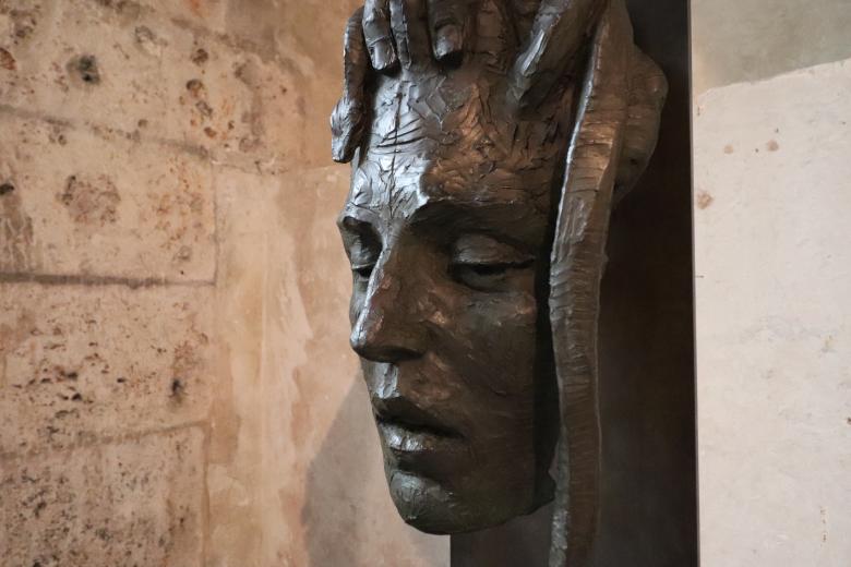 Free stock image of Bronze face sculpture created by GAIMARD Jacques