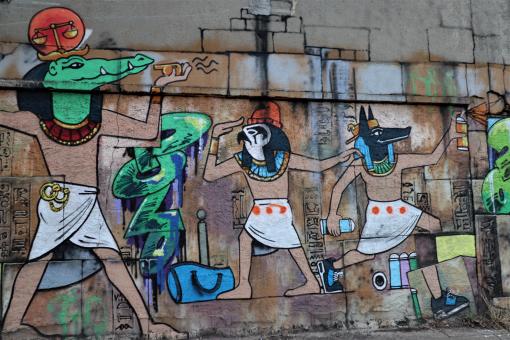 French graffiti of Egyptian faroes