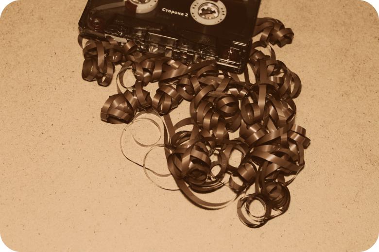 Free stock image of Broken Audio Cassette created by NomeVizualizzato
