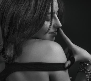 Free Stock Photo of Dark Haired Girl B&W Portrait