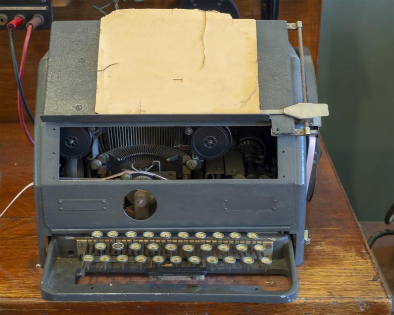 Free stock image of Old Typewriter created by Geoffrey Whiteway