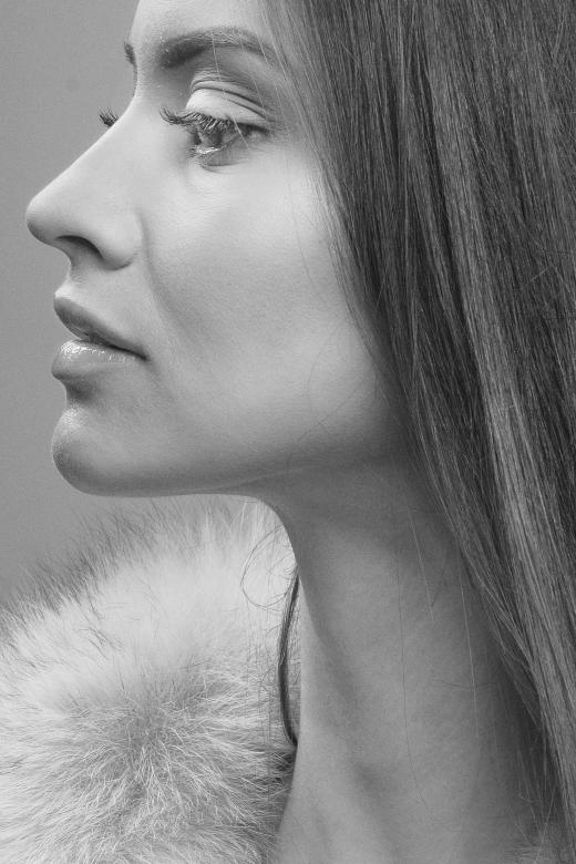 Free stock image of Beauty Portrait - Black and White created by Alexander Krivitskiy