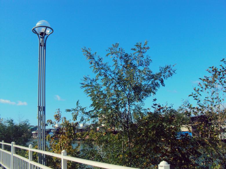 Free stock image of Lantern near the river created by NomeVizualizzato