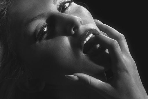Free Stock Photo of Seductive Model Portrait - Black and White