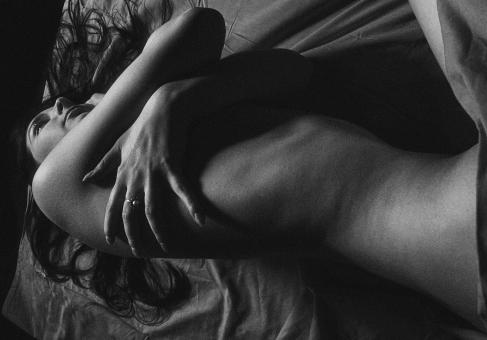 Free Stock Photo of Girl Body - Black and White