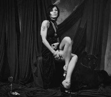 Free Stock Photo of Woman Posing - Black and White