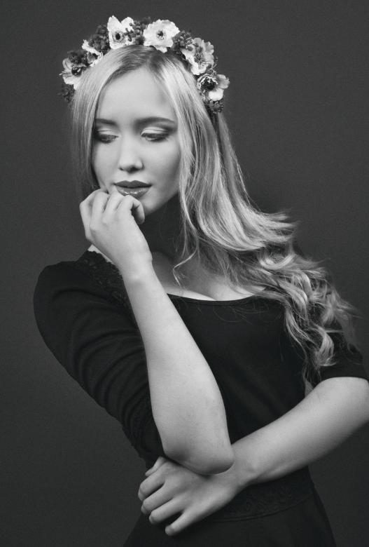 Free stock image of Beautiful Blond Girl Model Posing - Monochrome created by Alexander Krivitskiy