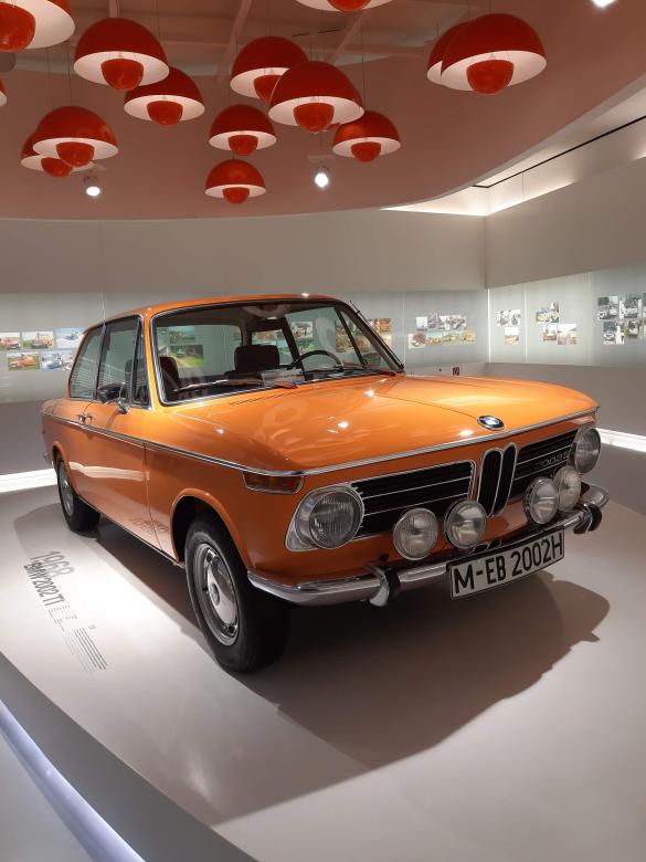 Free stock image of Vintage Orange BMW Automobile created by Mohamed Mbarki
