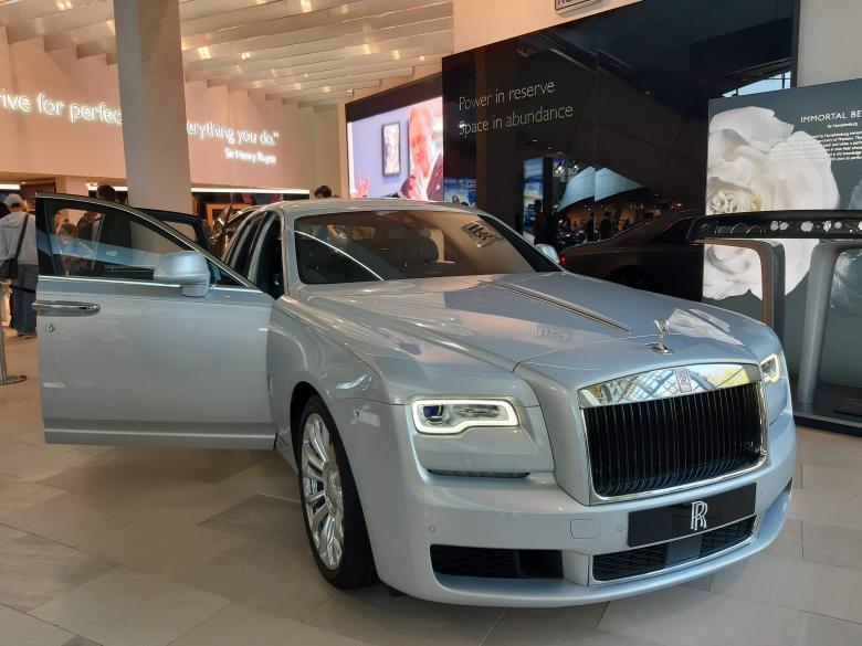 Free stock image of Rolls Royce Luxury Car created by Mohamed Mbarki