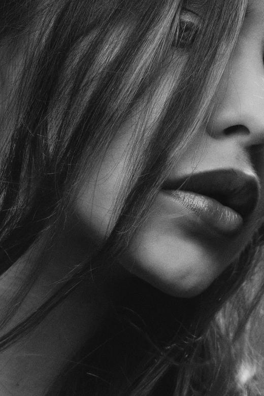Free stock image of Model Portrait - Female in Black and White created by Alexander Krivitskiy