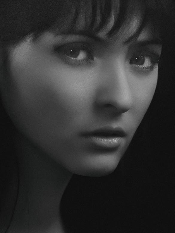 Free stock image of Beautiful Female Portrait - Monochrome created by Alexander Krivitskiy