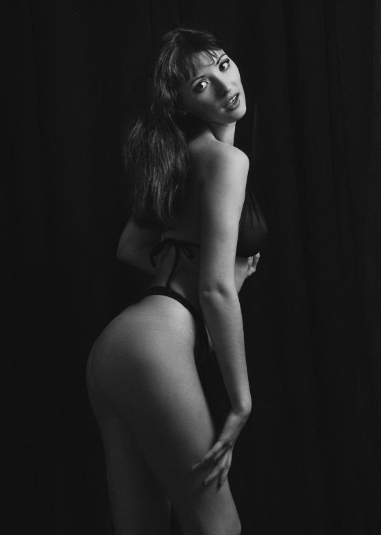 Free stock image of Bikini Model - Black and White created by Alexander Krivitskiy