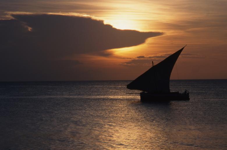 Free stock image of Sunset over the ocean in Zanzibar created by Kamala Saraswathi